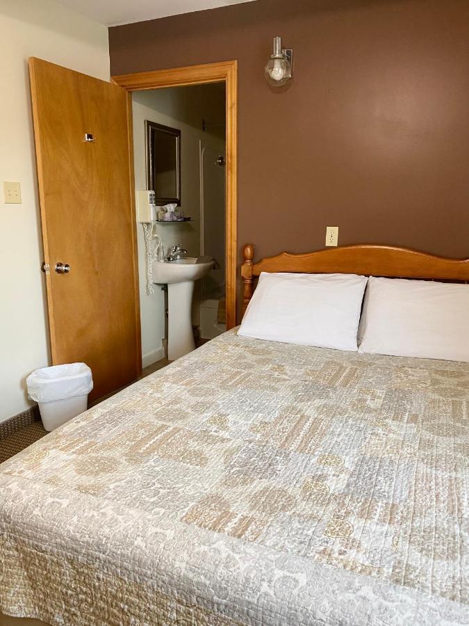 Captain'S Inn Alma Екстер'єр фото
